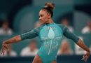 Na “última dança”, Rebeca Andrade é ouro no solo e se isola como maior medalhista do Brasil em Jogos Olímpicos